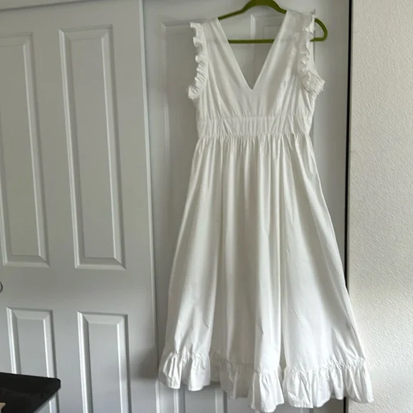 Beulah Dresses | Beulah Style White Sleeveless Maxi Dress L | Color: White | Size: L | Etmjmcd's Closet